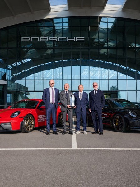 Il Centro Porsche Napoli è Top Partner&nbsp;2026