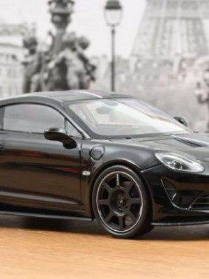 Norev presenta due Alpine A110 2025 in scala 1:18: R French Signature e S Kit&nbsp;Aéro