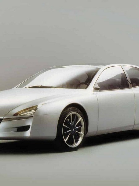 Pininfarina Nautilus: visione e sperimentazione nel design della berlina del&nbsp;futuro