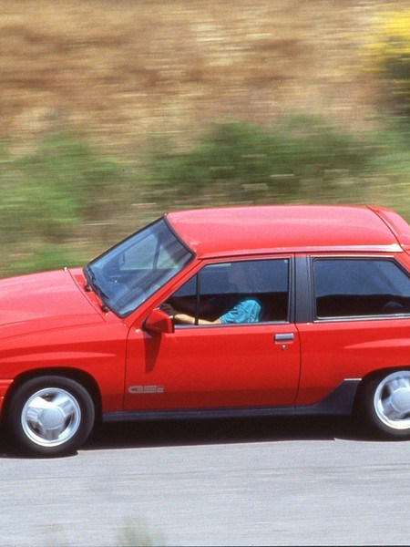 Storia: l’Opel Corsa A&nbsp;GSi